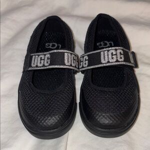 UGG Kids Black Mary Jane Shoes size 8 NWOT